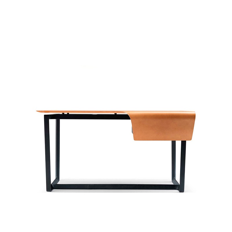 Poltrona Frau FRED Schreibtisch